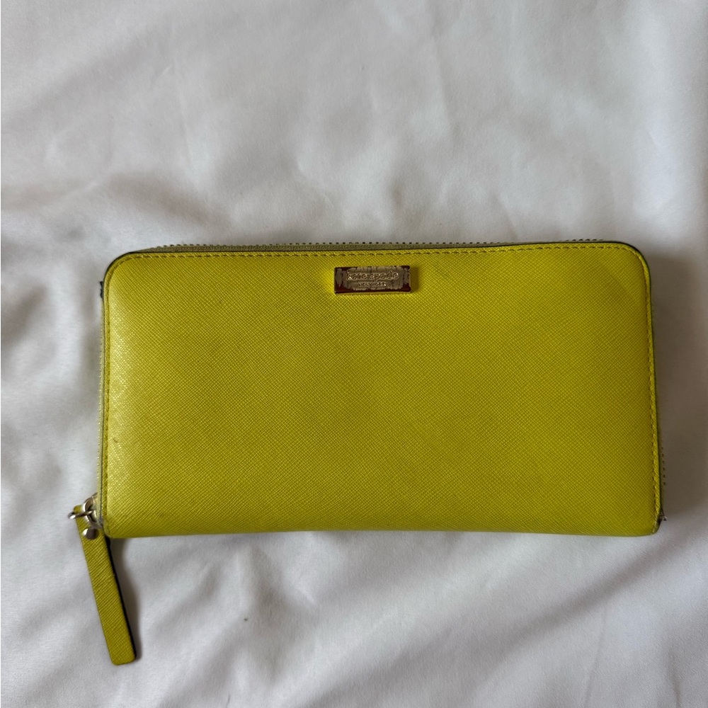 Kate Spade Yellow Zip Wallet - Picture 1 of 4